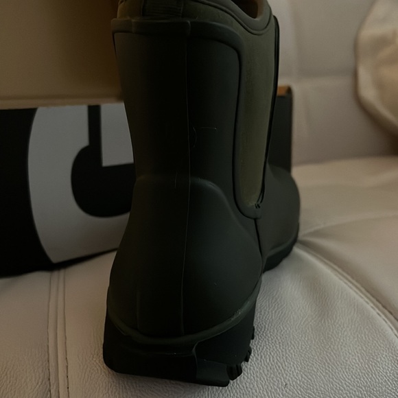 BOGS Women's Sauvie Slip on Boot Waterproof Garden Rain BRAND NEW - Picture 5 of 6